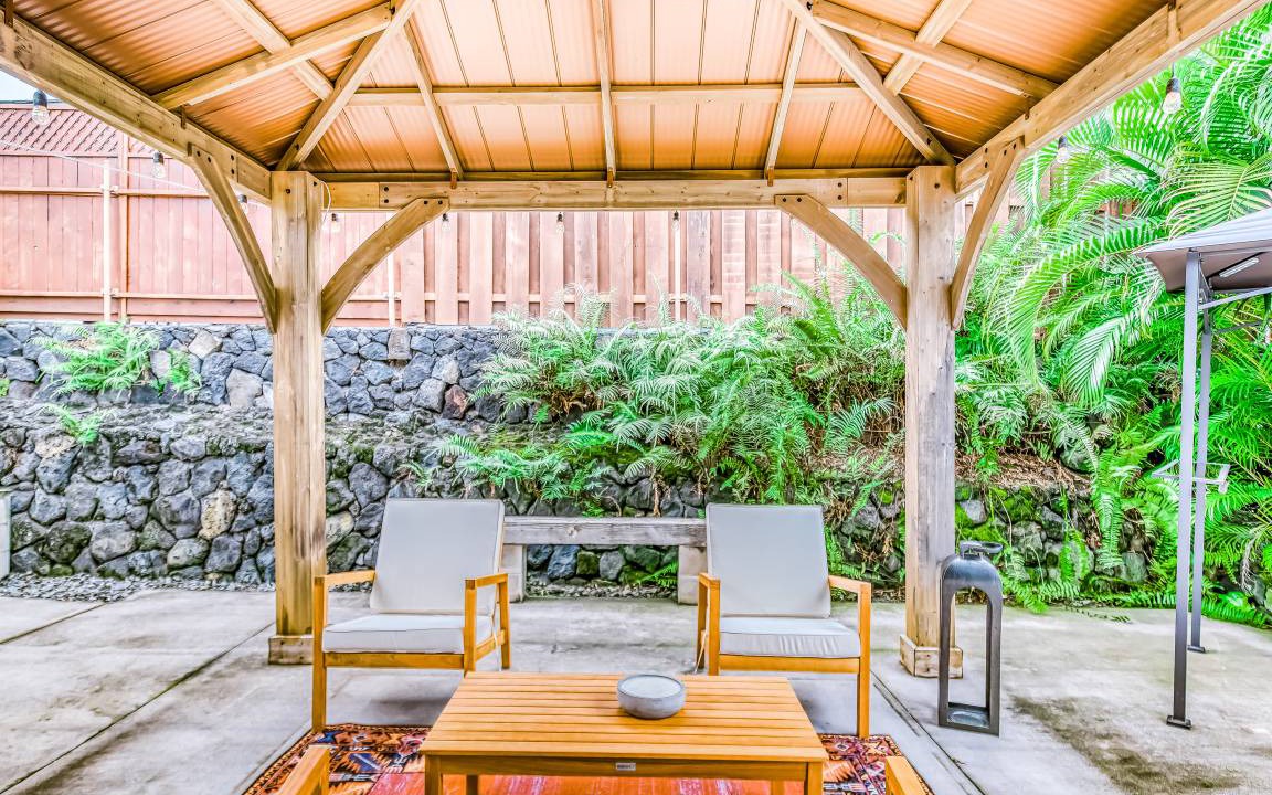 Photo of Others in Kona Palisades