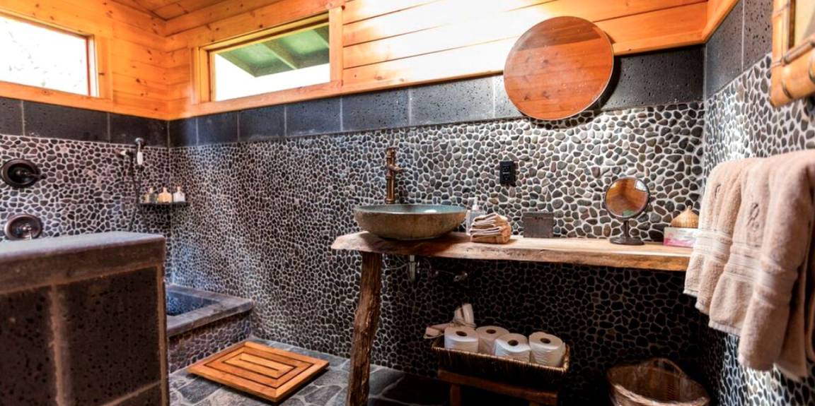 Photo of Bathroom in Hawi