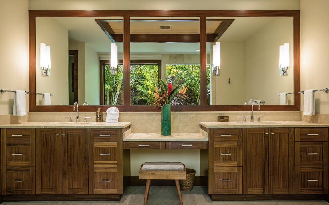 Photo of Bathroom in Kaupulehu