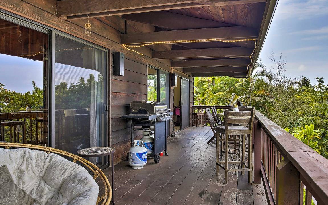 Photo of Patio Balcony in Kona Palisades
