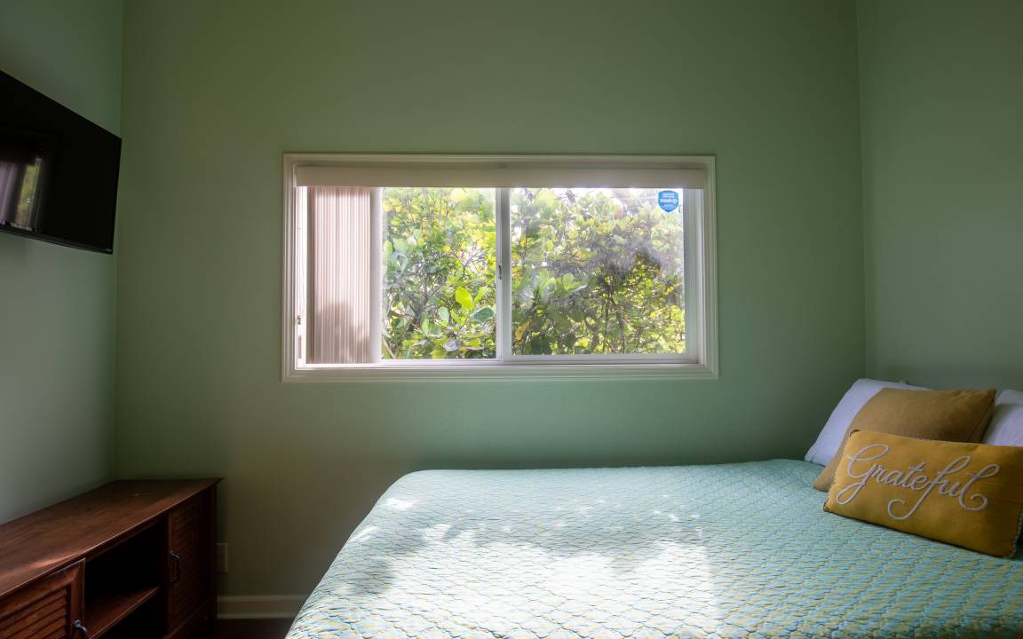 Photo of Bedroom in Keaau