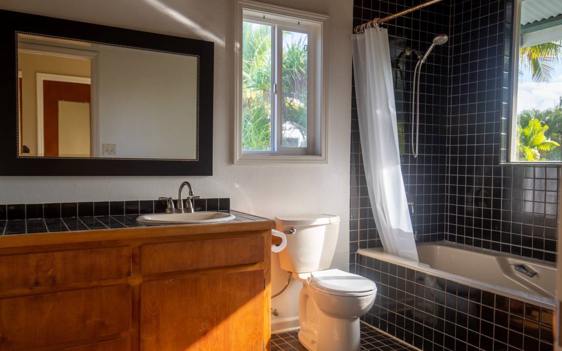 Photo of Bathroom in Keaau