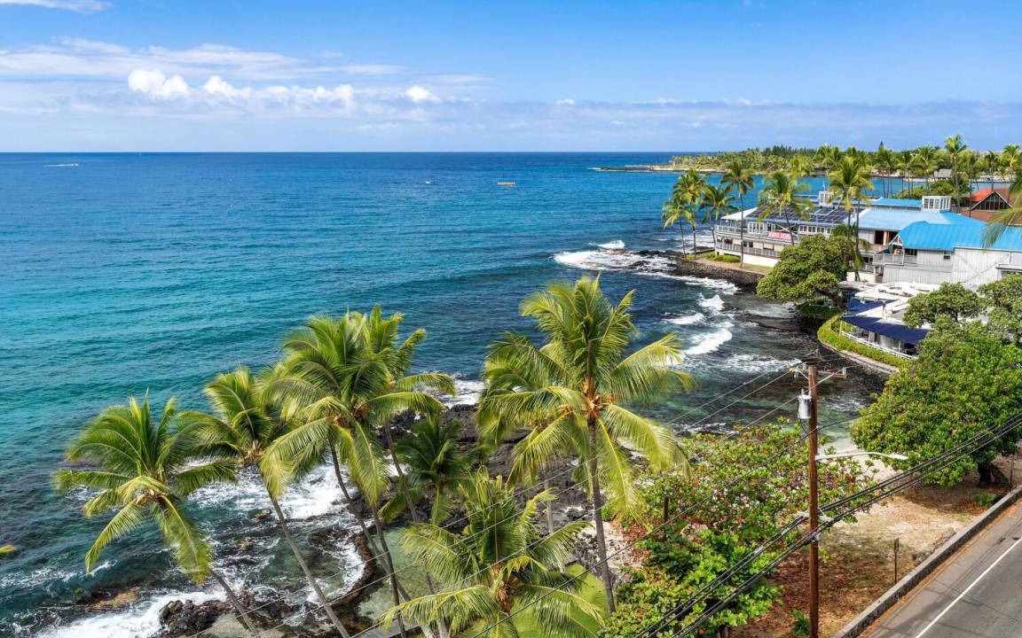 Photo of Others in Historic Kailua Village