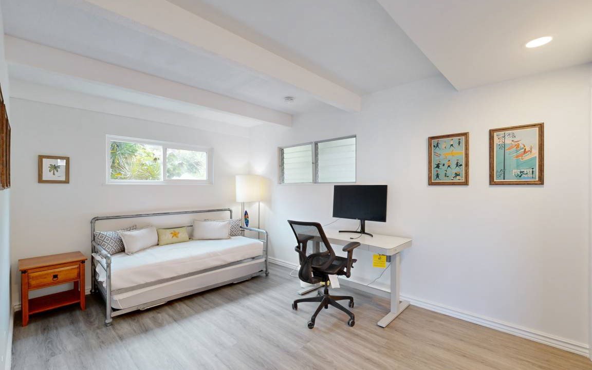 Photo of Bedroom in Hawaii Kai