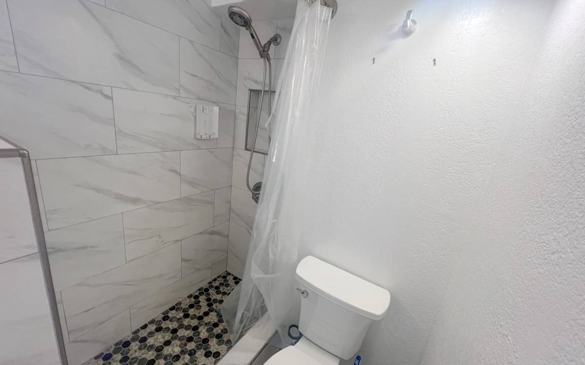 Photo of Bathroom in McCully - Moiliili