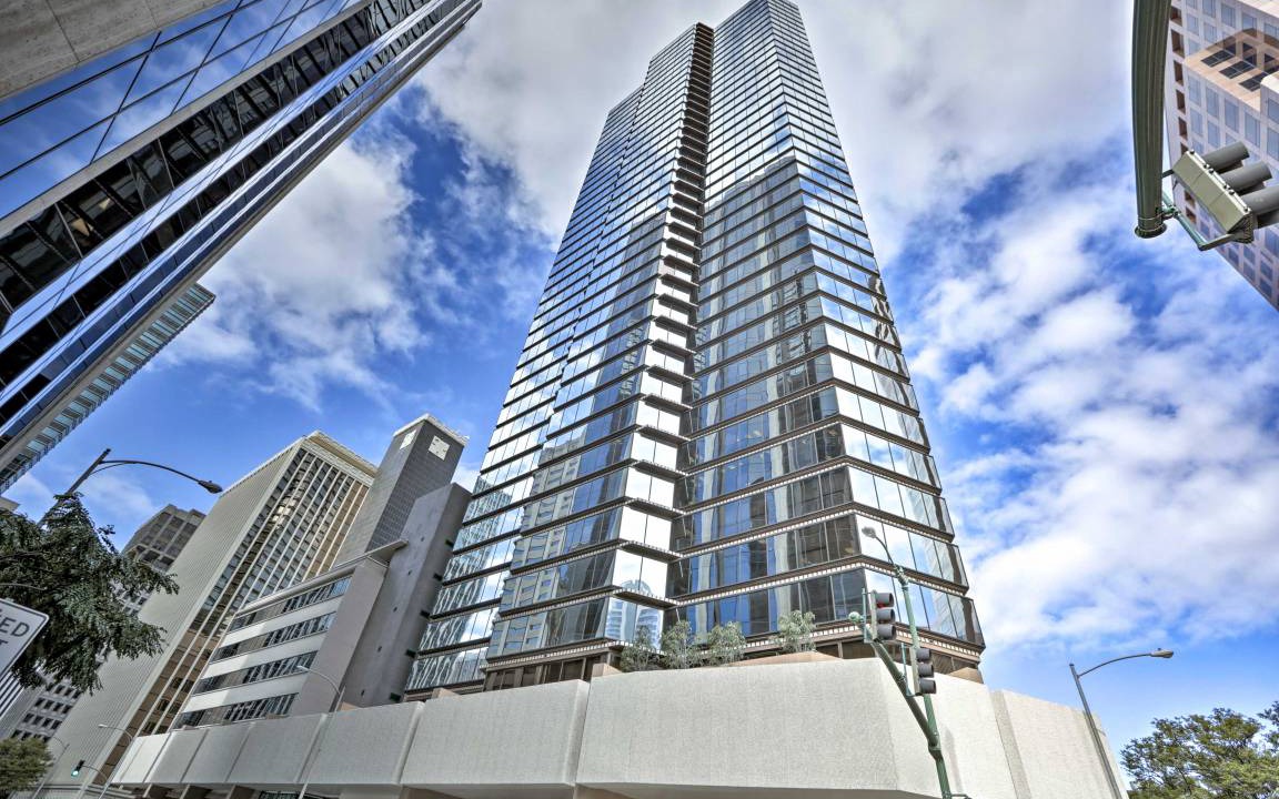 Photo of Others in Downtown Honolulu