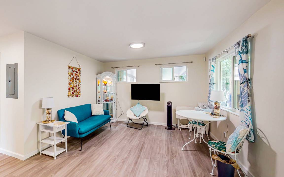 Photo of Livingroom in Nanakuli