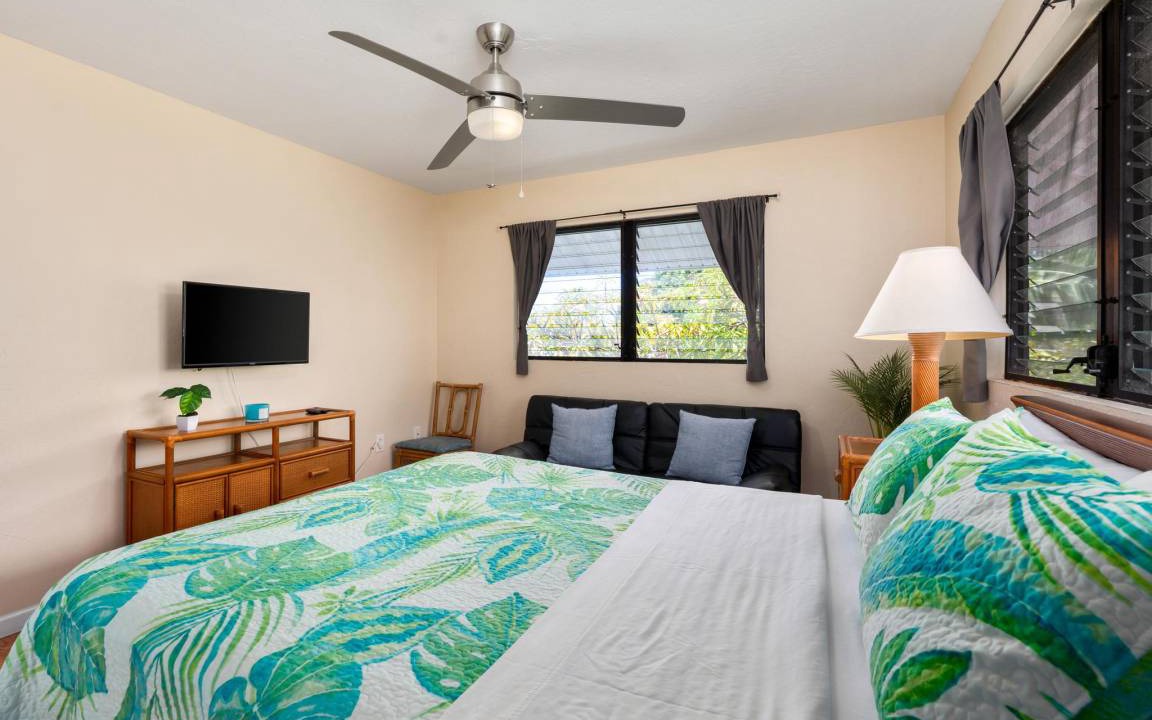 Photo of Bedroom in Kona Palisades