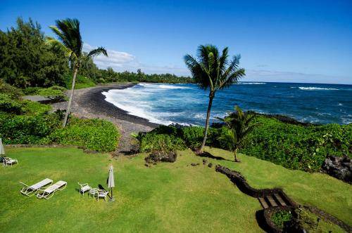 Photo of Others in Hana