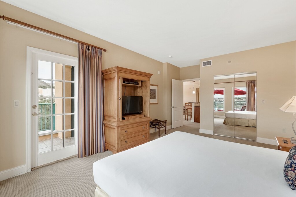 Photo of Bedroom in Lake Las Vegas