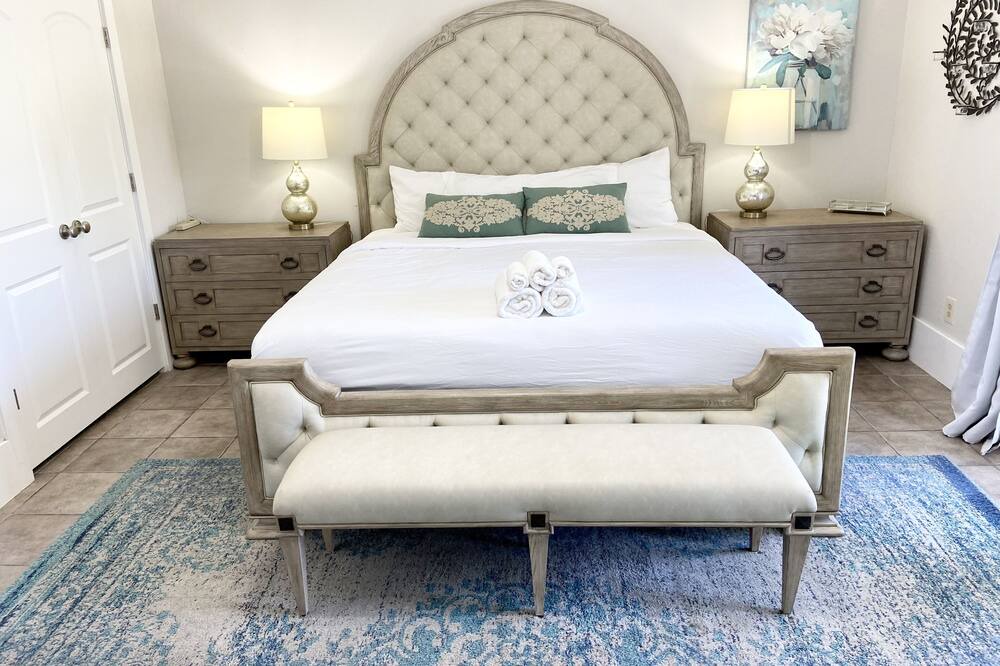Photo of Bedroom in Spring Valley
