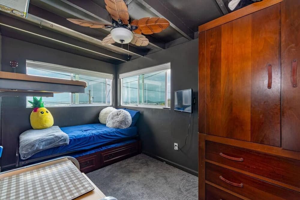 Photo of Bedroom in Liliha - Kapalama