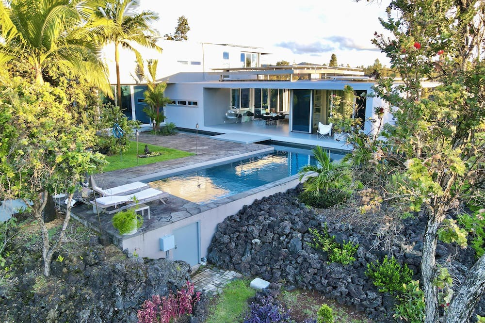 Photo of Others in Puna Palisades