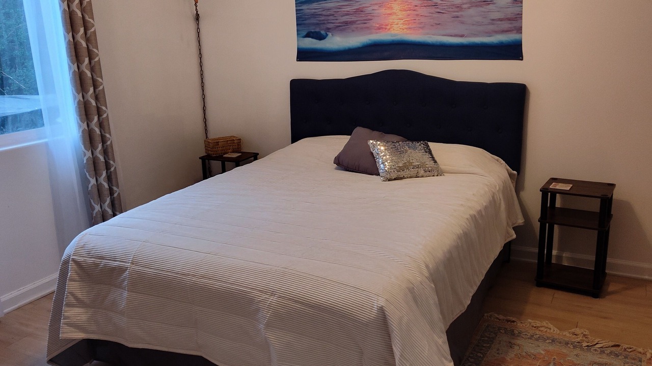 Photo of Bedroom in Keaau