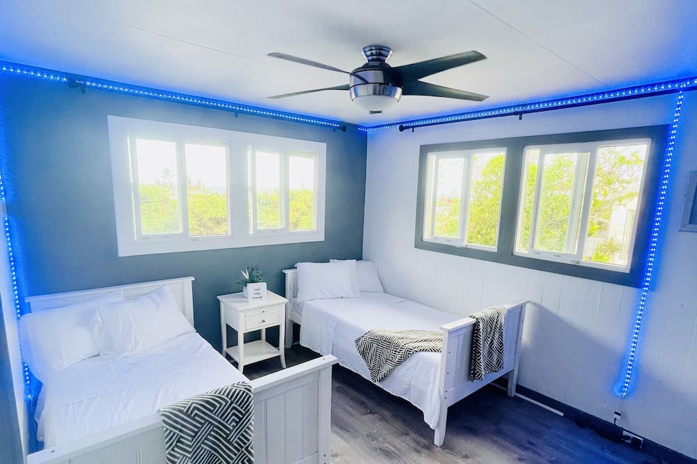 Photo of Bedroom in Ka'a'awa