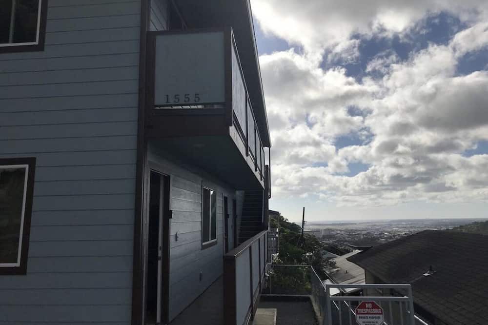 Photo of Outdoor in Liliha - Kapalama