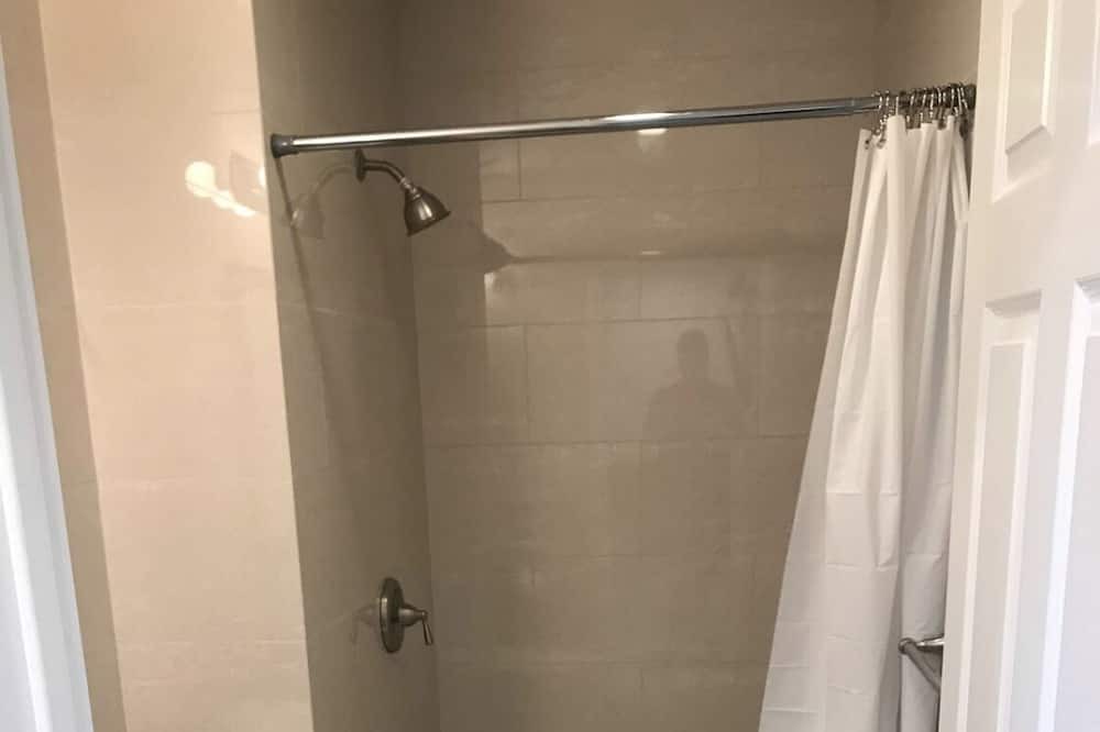 Photo of Bathroom in Liliha - Kapalama