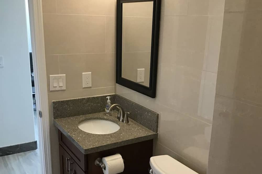 Photo of Bathroom in Liliha - Kapalama