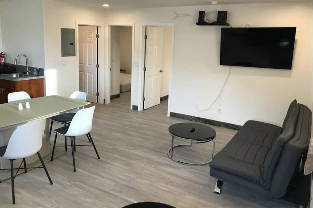 Photo of Livingroom in Liliha - Kapalama