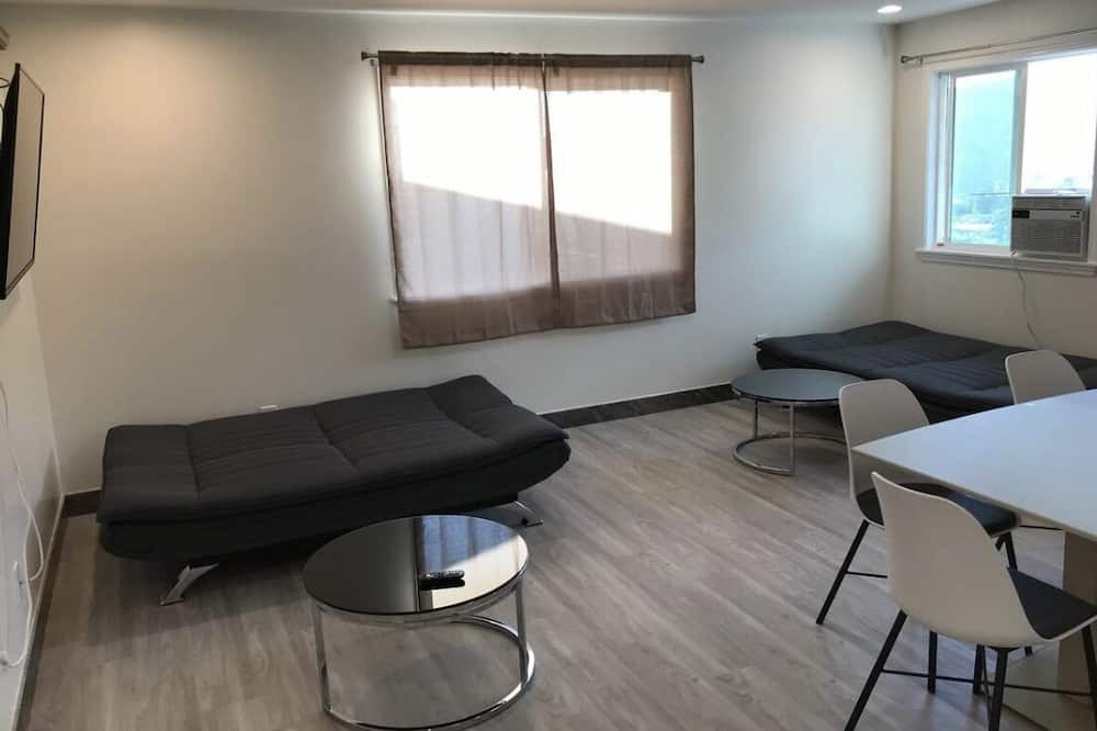 Photo of Livingroom in Liliha - Kapalama