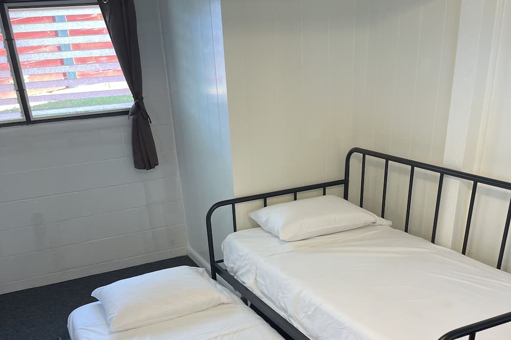 Photo of Bedroom in Halawa