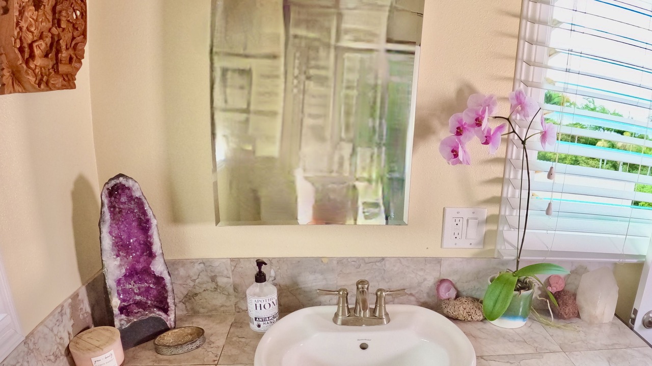 Photo of Bathroom in Hakalau