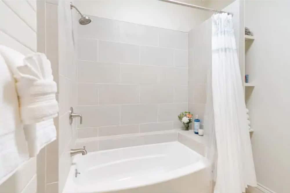 Photo of Bathroom in Pupukea
