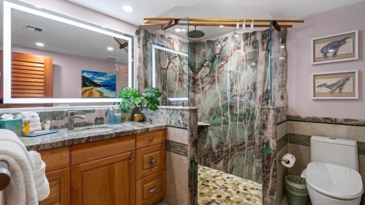 Photo of Bathroom in Kihei