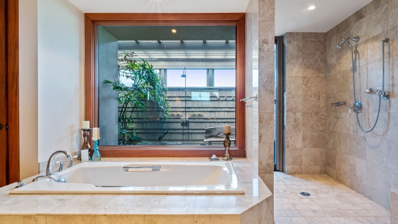 Photo of Bathroom in Kaupulehu