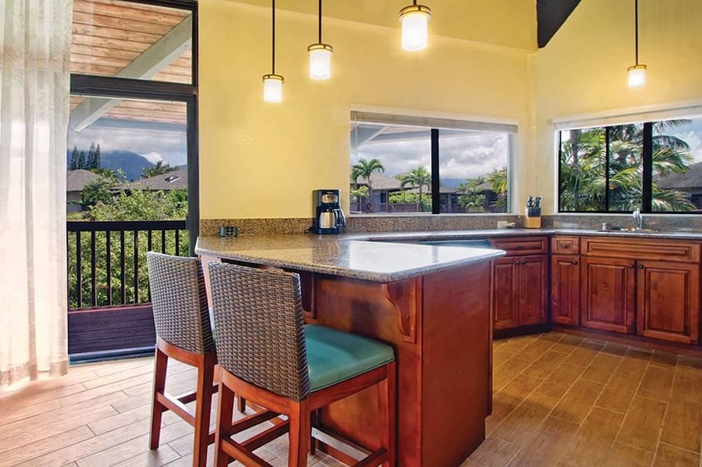 Photo of Kitchen in Queen Emmas Bluffs