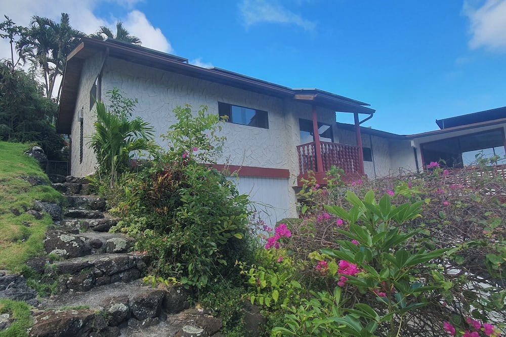 Photo of Outdoor in Hawaii Kai