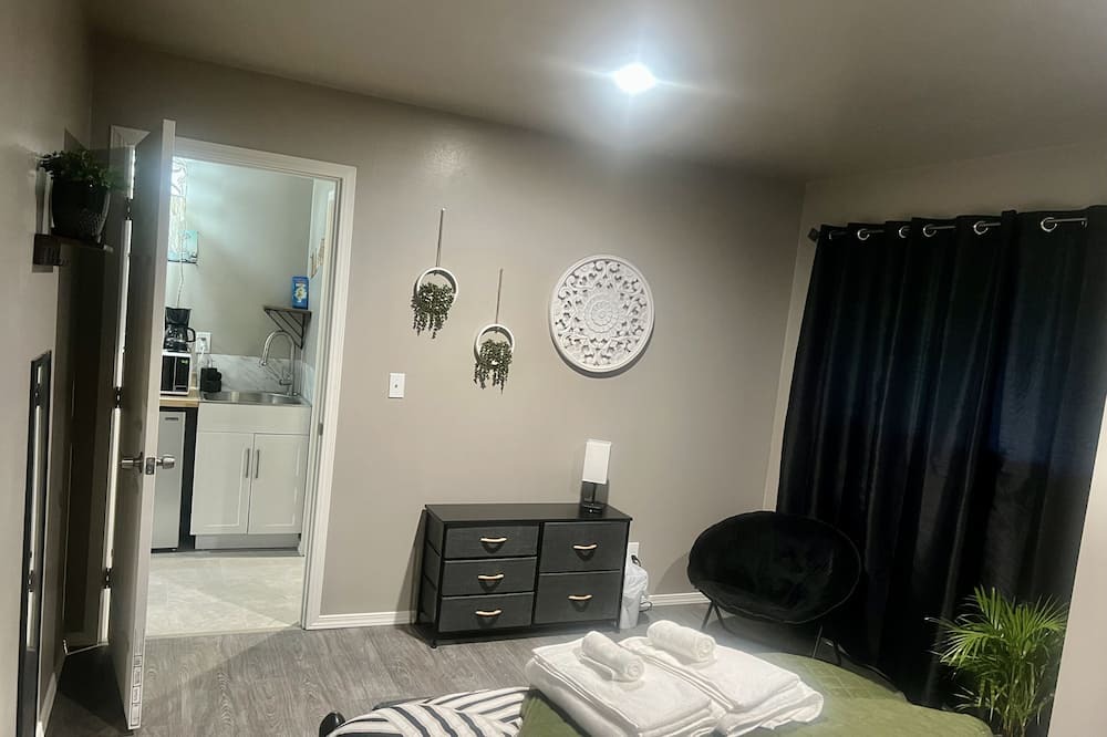 Photo of Bedroom in Eden Roc