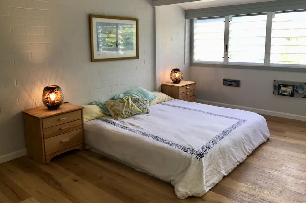 Photo of Bedroom in Hawaii Kai