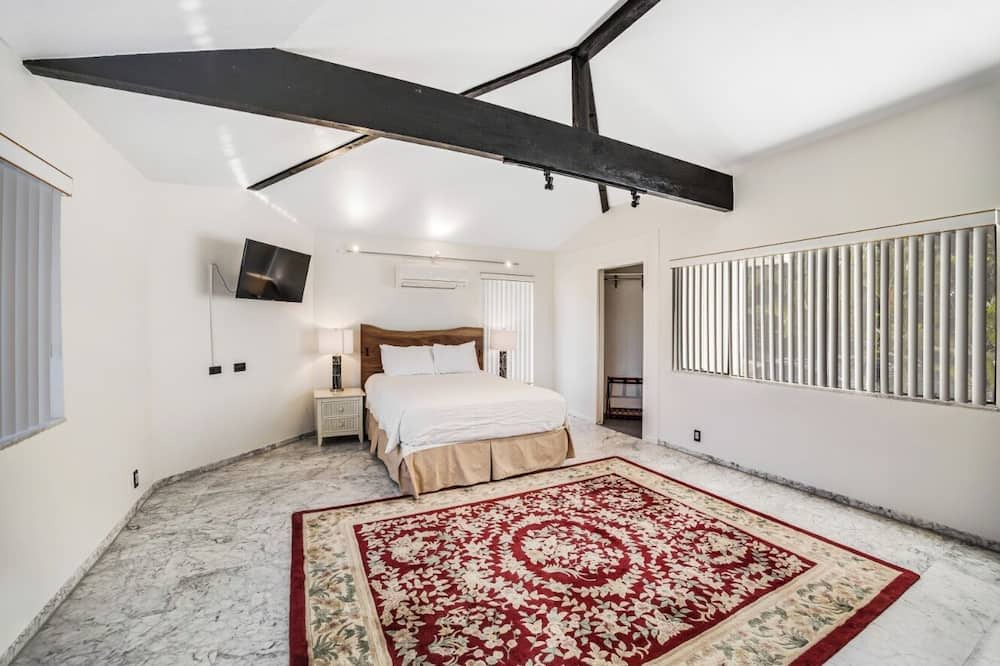 Photo of Bedroom in Kaneohe