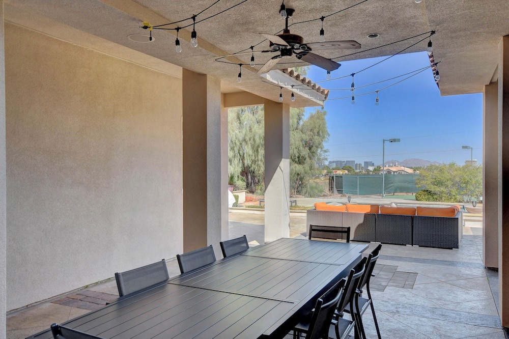 Photo of Outdoor in Spring Valley