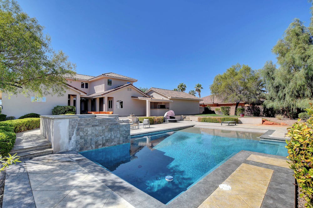 Photo of Outdoor in Spring Valley