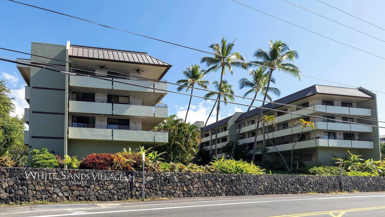 Photo of Outdoor in Kahaluu Bay