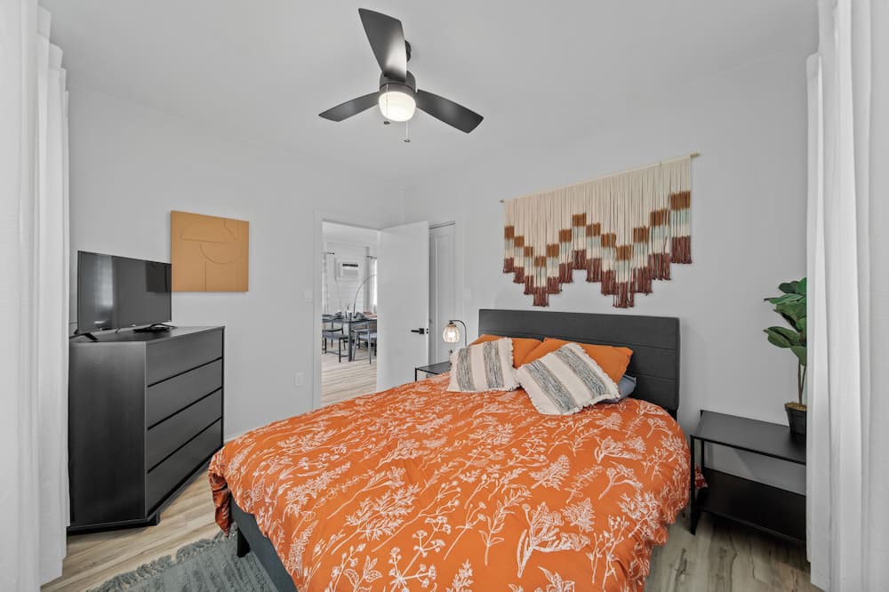 Photo of Bedroom in Hilo