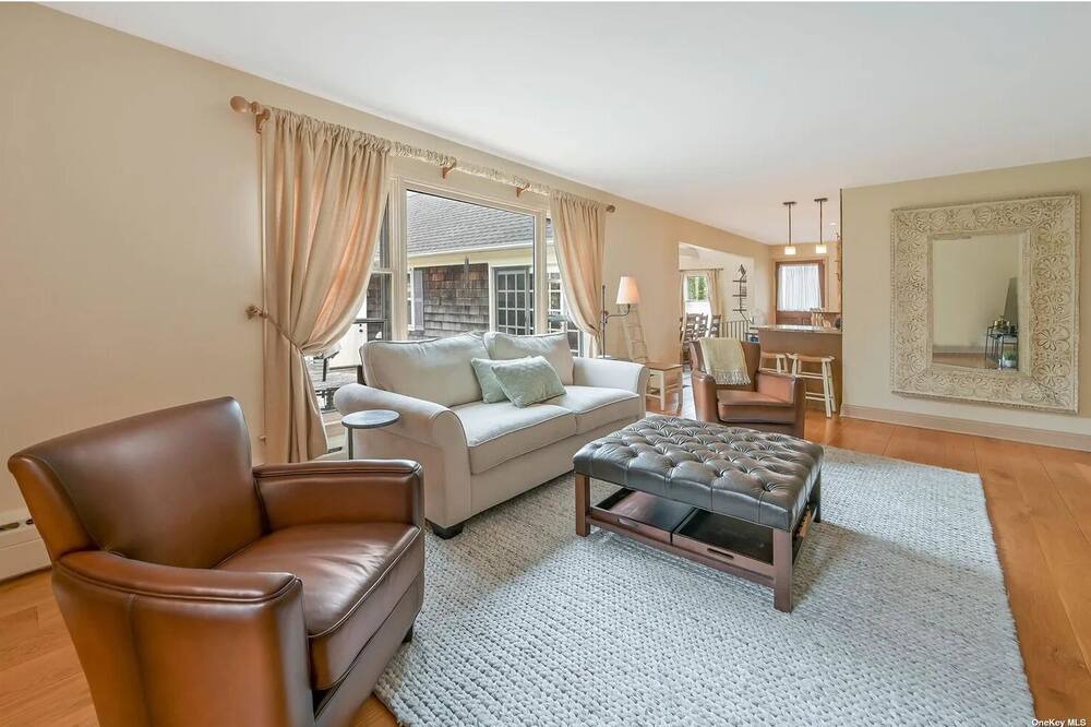 Photo of Bedroom in Greenport West