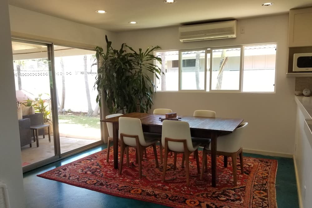 Photo of Kitchen in Portlock