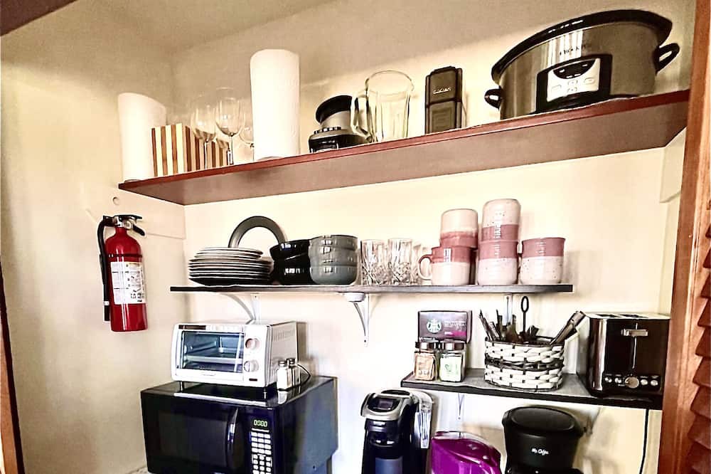 Photo of Kitchen in Tantalus