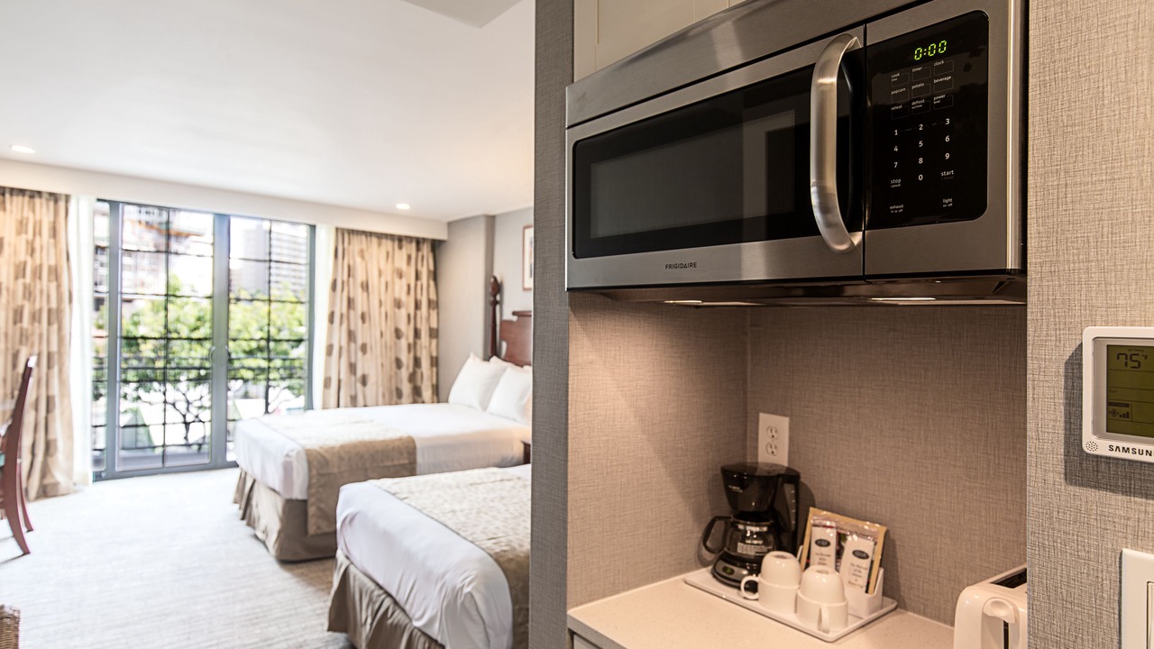 Photo of Bedroom in Waikiki