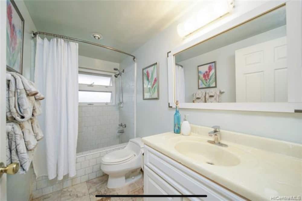 Photo of Bathroom in Portlock