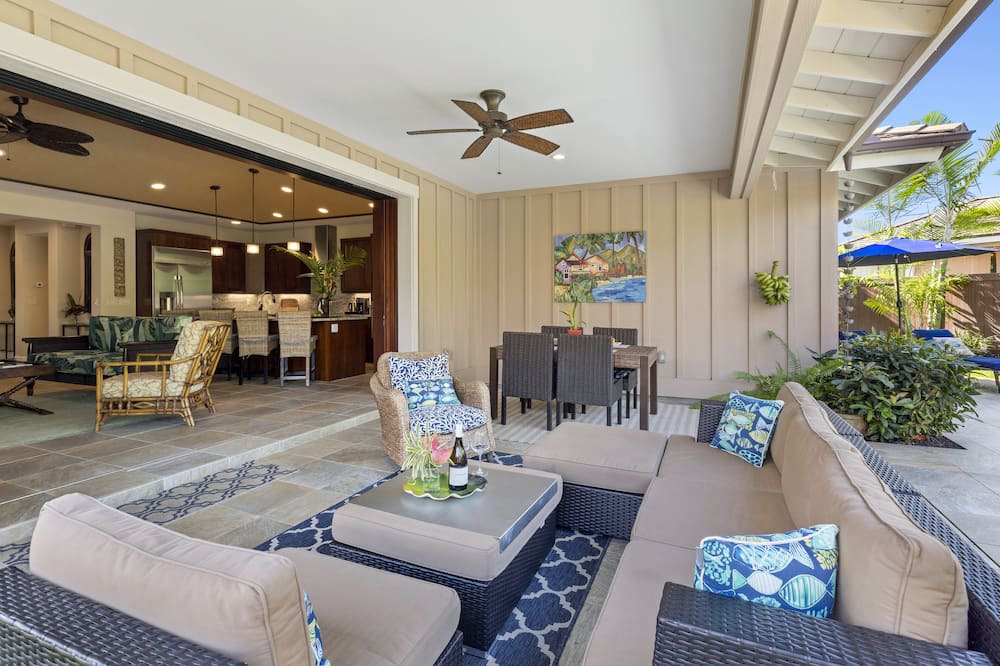 Photo of Livingroom in Keauhou