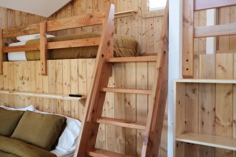 Photo of Bedroom in Pupukea