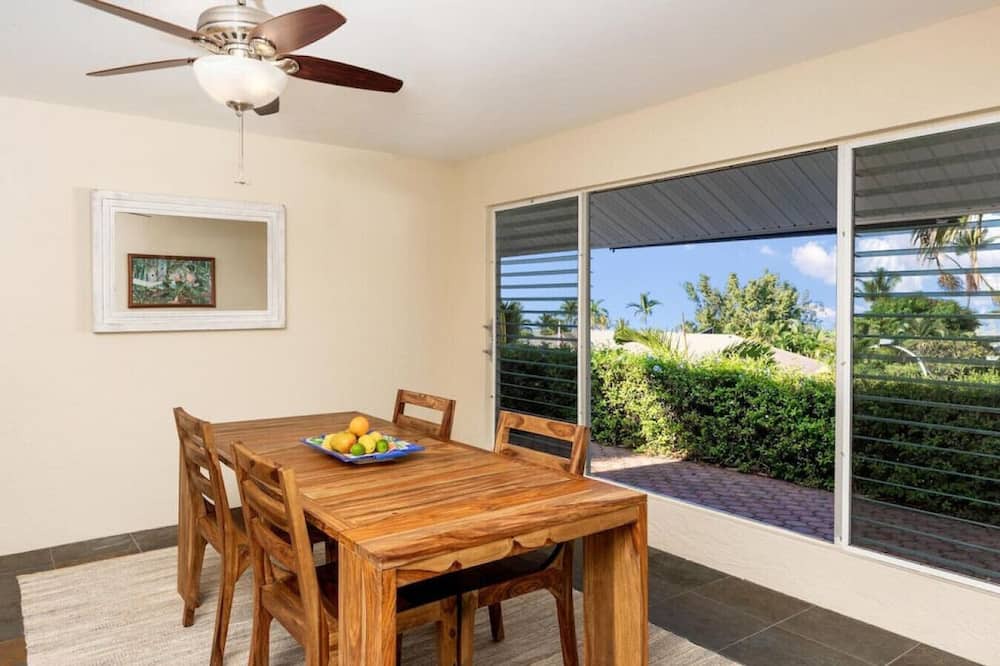 Photo of Others in Kona Palisades