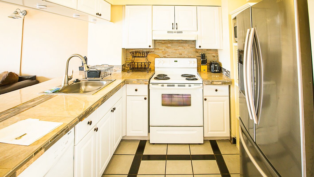 Photo of Kitchen in Makaha