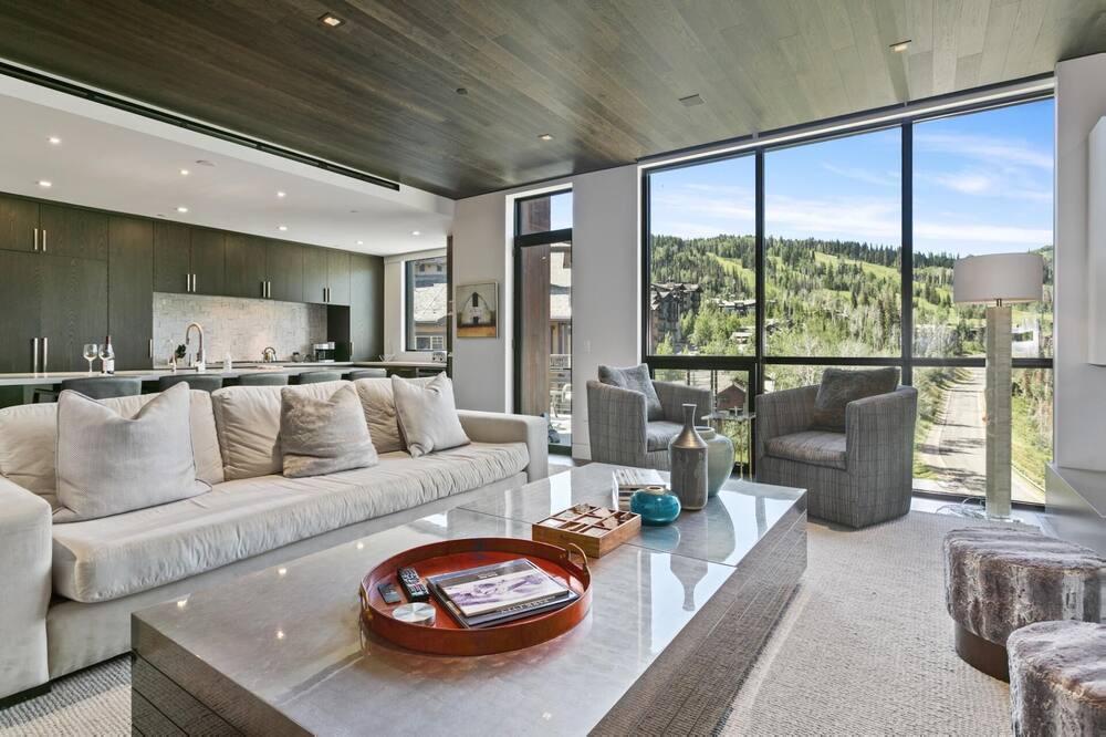 Photo of Livingroom in Empire Pass