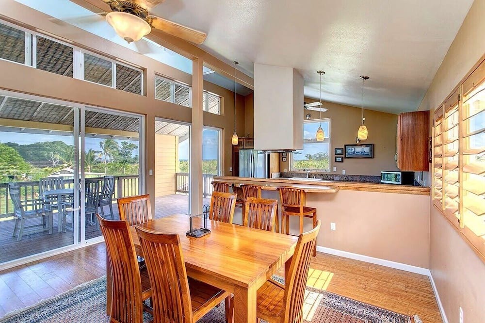 Photo of Kitchen in Nanawale Estates