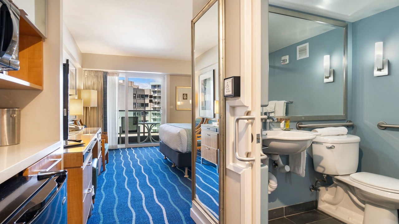 Photo of Livingroom in Ala Moana